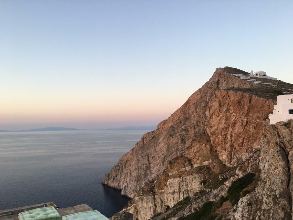 Folegandros-Cliffhouse Villa Exterior photo